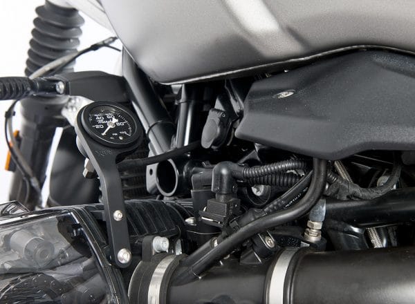 Kit manometro Pressione Olio Motore BMW R nineT Family - Nero - visione frontale