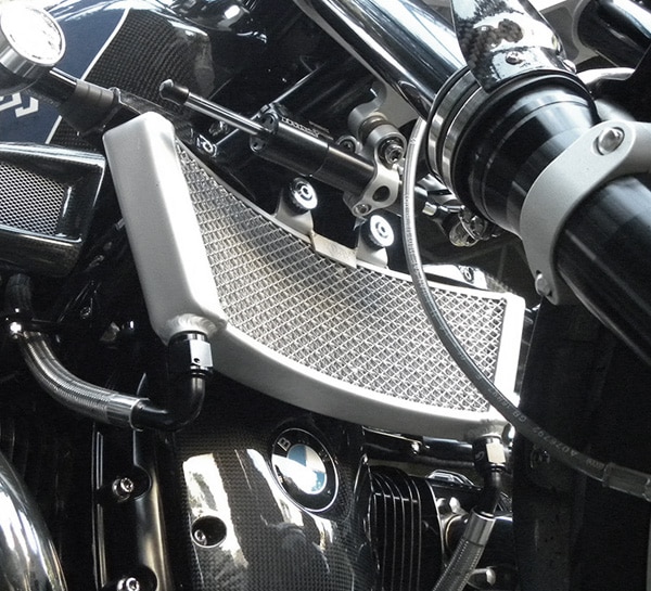 XRay big oil cooler kit for BMW R nineT family