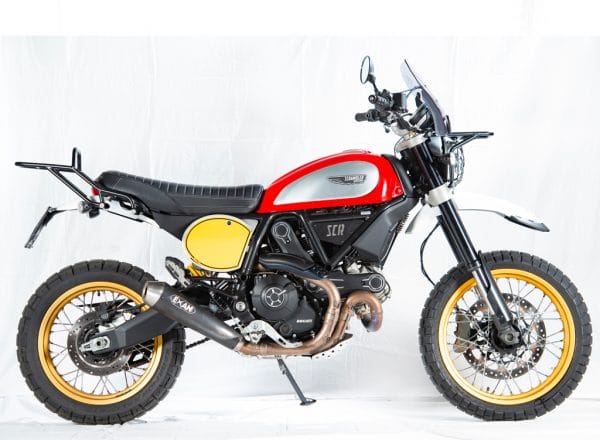 Xray Ducati Scrambler 800/1100 front luggage with integrated windshield - complete side close up